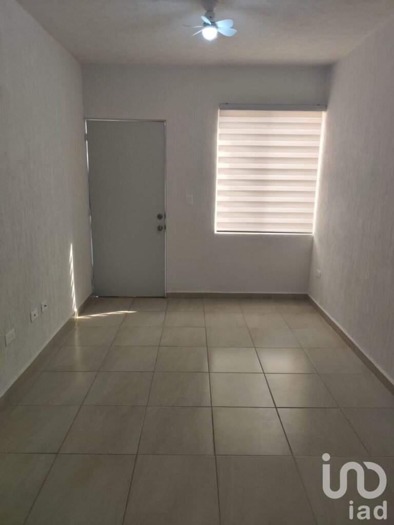 RENTA DE DEPARTAMENTO DE 2 RECAMARAS EN SMZ 249 CANCUN Q.ROO