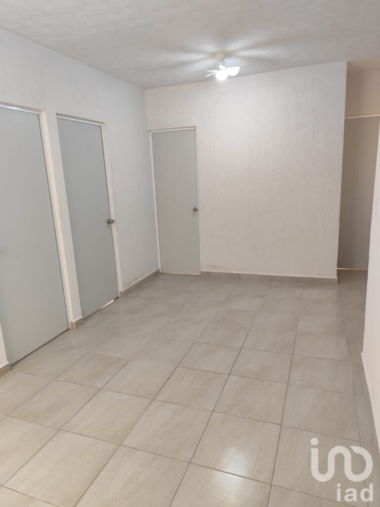 RENTA DE DEPARTAMENTO DE 2 RECAMARAS EN SMZ 249 CANCUN Q.ROO