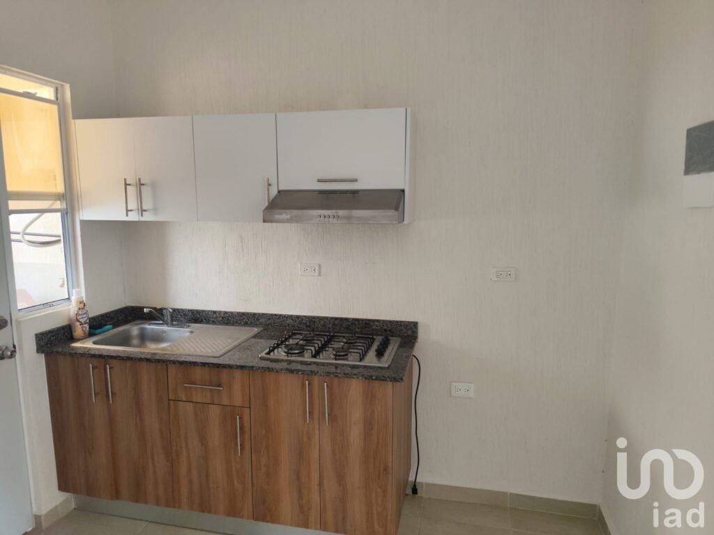 RENTA DE DEPARTAMENTO DE 2 RECAMARAS EN SMZ 249 CANCUN Q.ROO