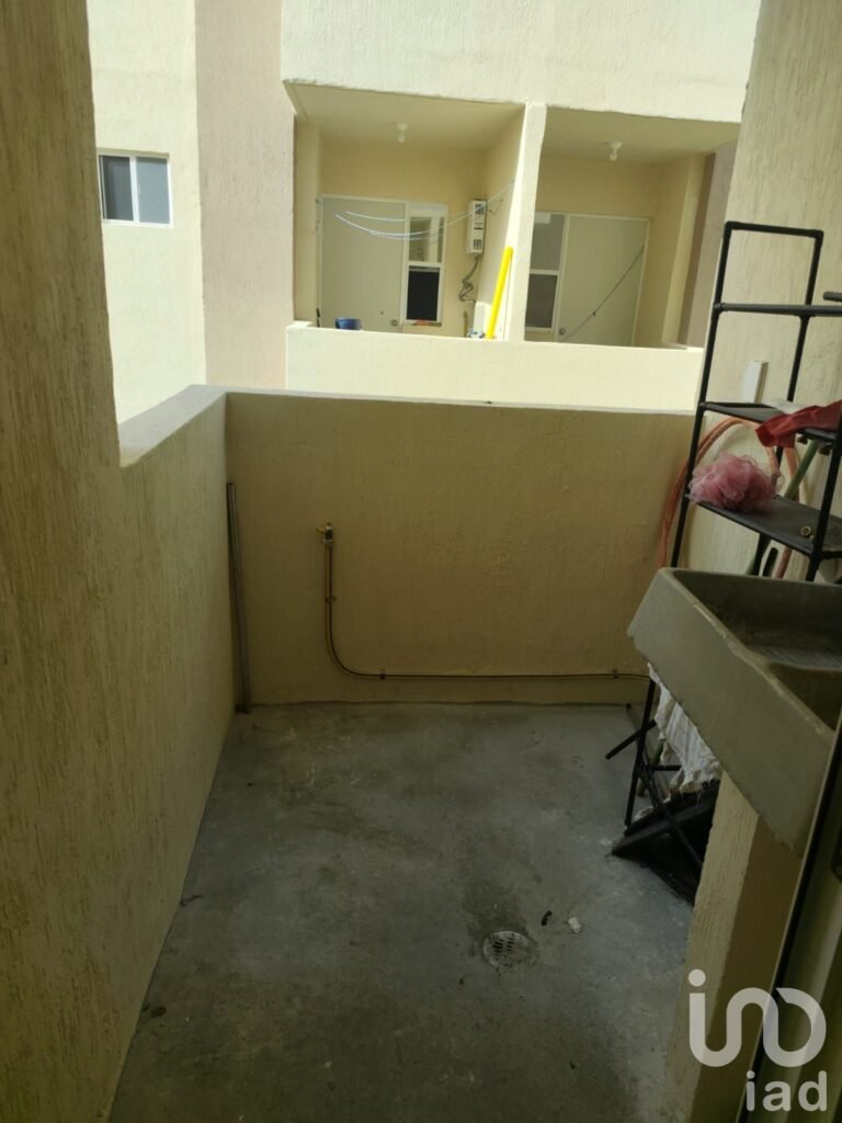 RENTA DE DEPARTAMENTO DE 2 RECAMARAS EN SMZ 249 CANCUN Q.ROO
