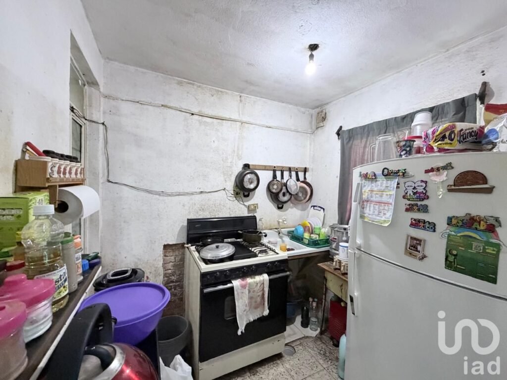 Casa con Terraza a unos pasos del Deportivo La Florida, Col. 9 de Julio.