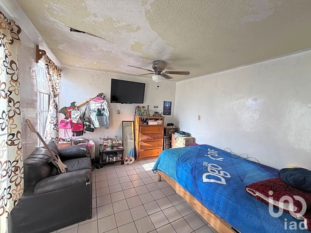 Casa con Terraza a unos pasos del Deportivo La Florida, Col. 9 de Julio.