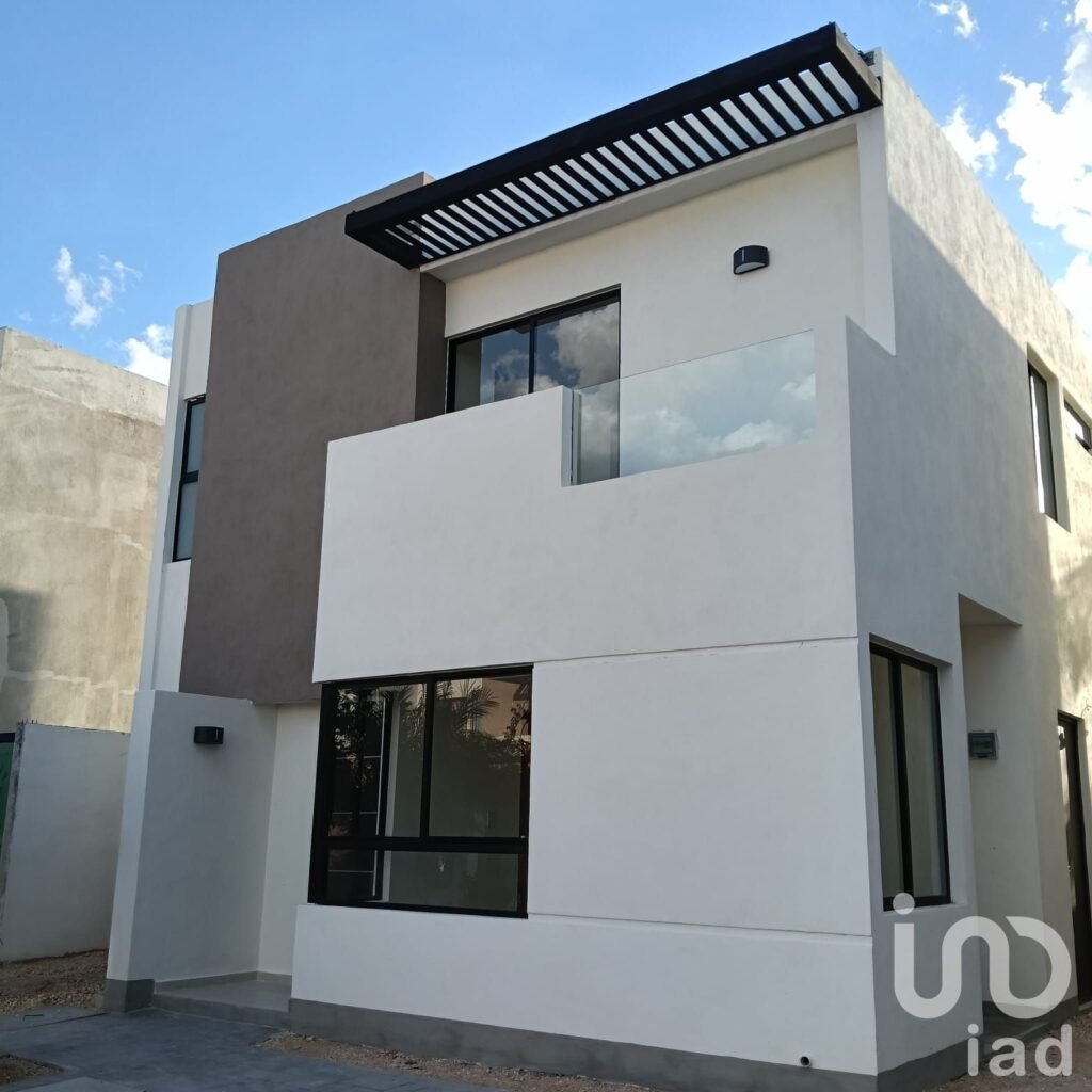 HERMOSA CASA EN RENTA SOLANA RESIDENCIAL, MERIDA, YUCATAN