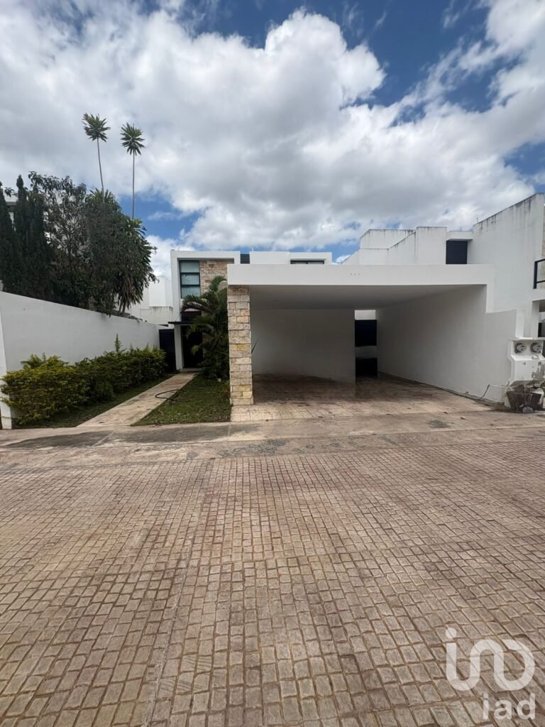 HERMOSA CASA EN RENTA PORTO NOVO, SANTA GERTRUDIS COPO, ZONA CABO NORTE