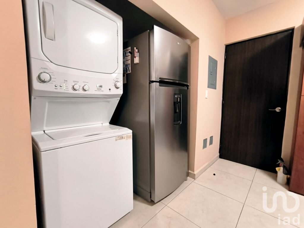 Casa Equipada en Venta en Residencial Toscana, Dominio Cumbres