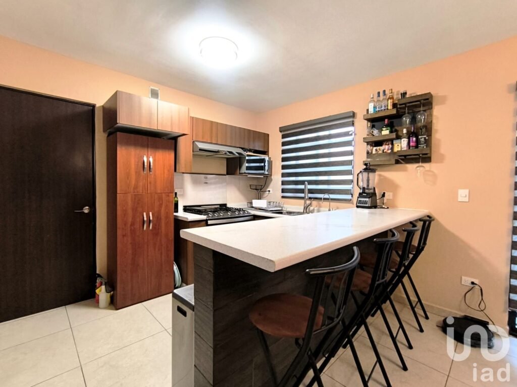 Casa Equipada en Venta en Residencial Toscana, Dominio Cumbres
