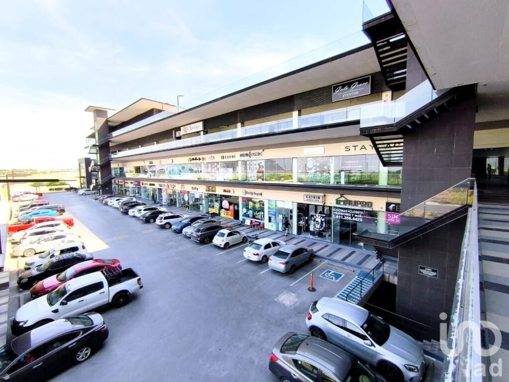 Venta Local en Planta Baja - Plaza Malibu