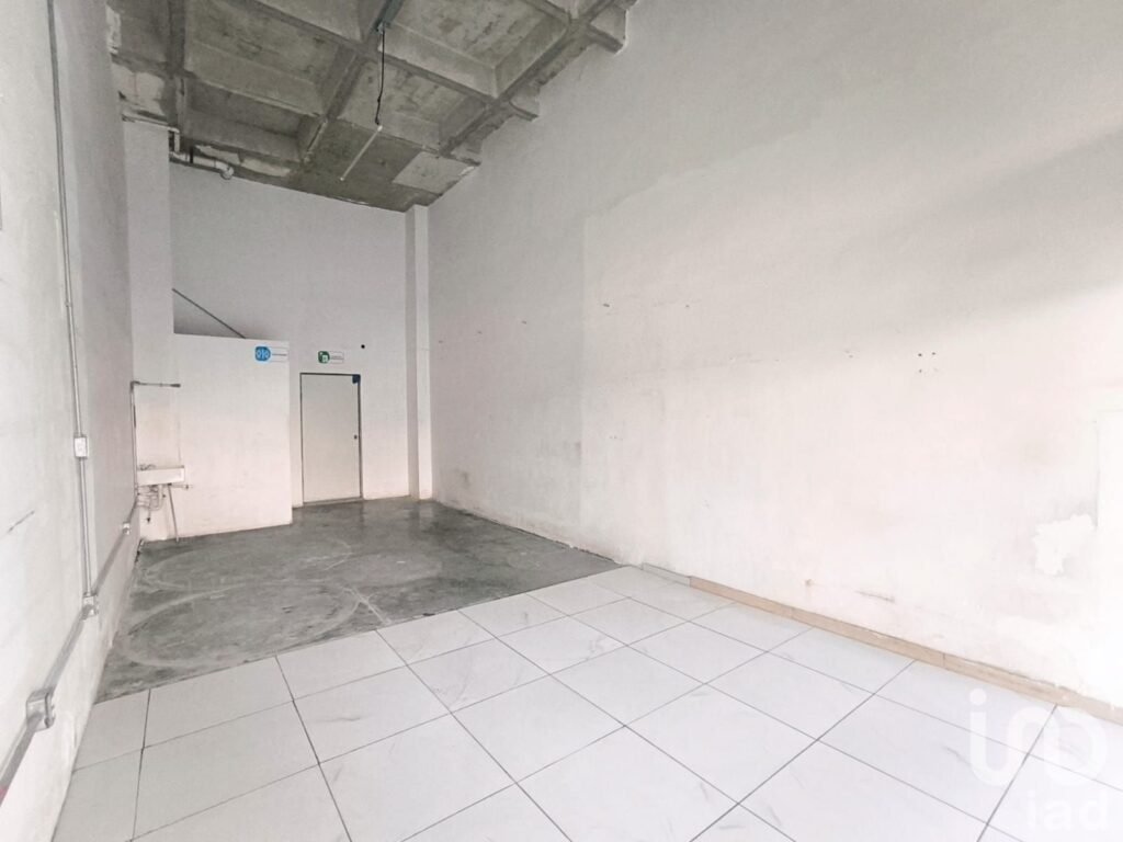 Venta Local en Planta Baja - Plaza Malibu