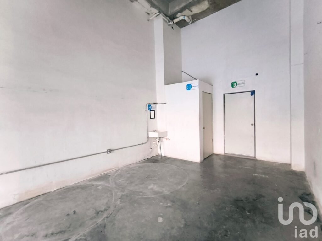 Venta Local en Planta Baja - Plaza Malibu