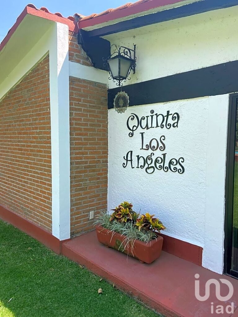 QUINTA LOS ANGELES