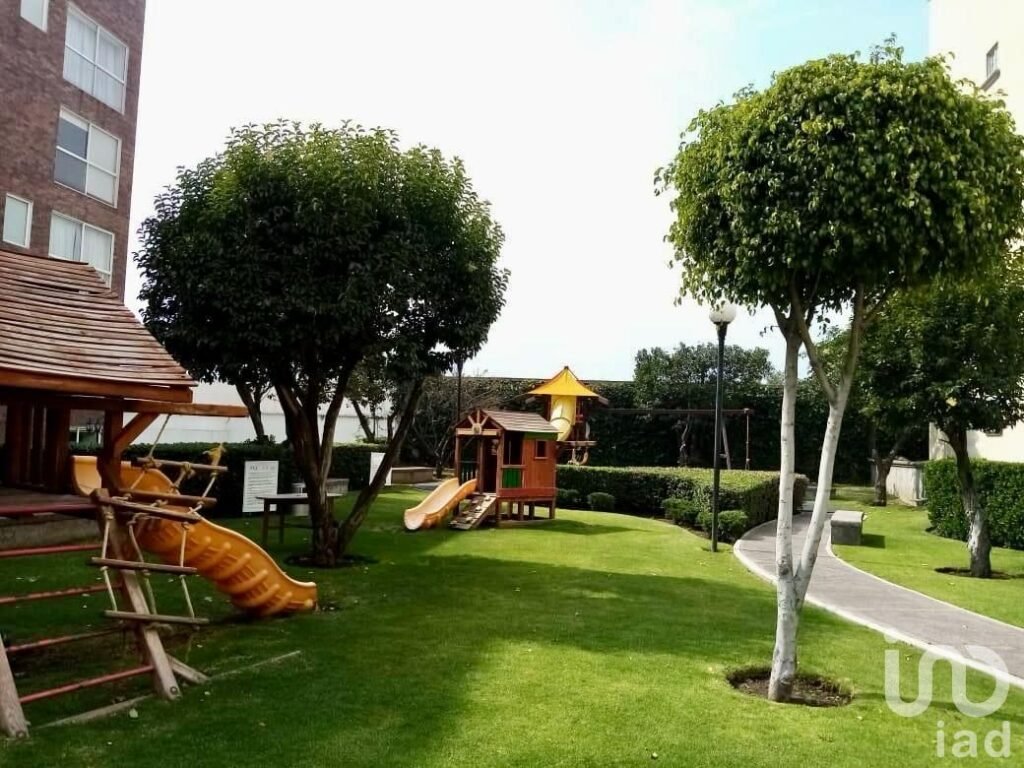 Venta de Departamento en Viveros de la Loma