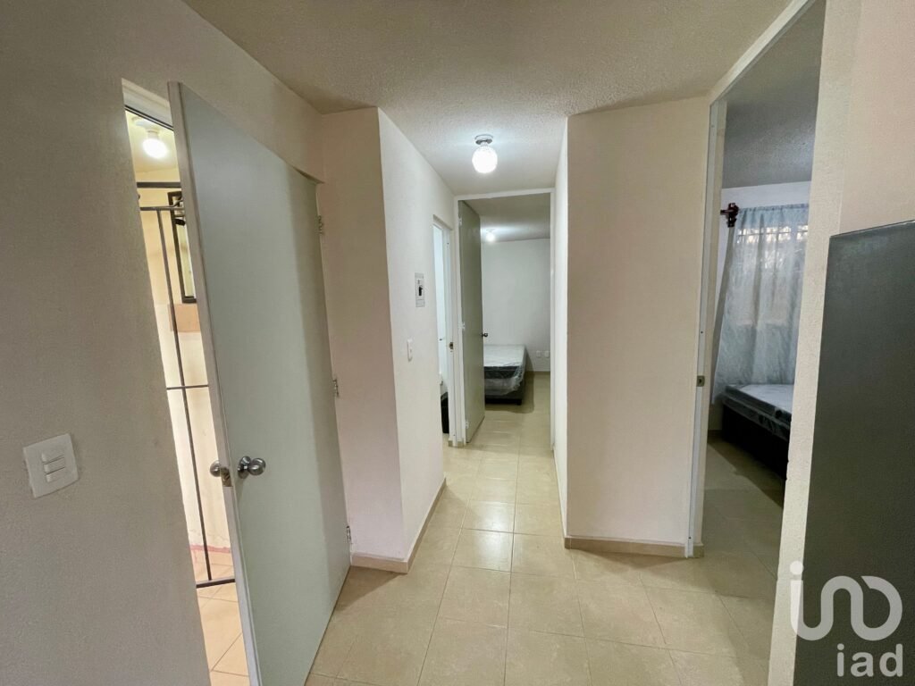Departamento Amueblado en Renta 2o Nivel en Real Solare 4 Privada Dabi (34)