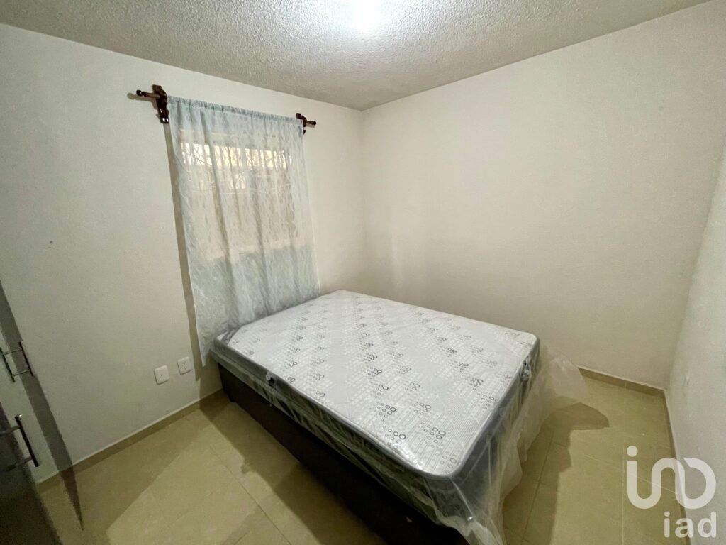 Departamento Amueblado en Renta 2o Nivel en Real Solare 4 Privada Dabi (34)