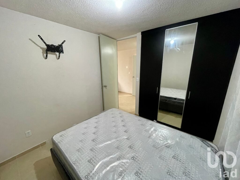 Departamento Amueblado en Renta 2o Nivel en Real Solare 4 Privada Dabi (34)