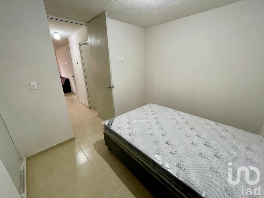 Departamento Amueblado en Renta 2o Nivel en Real Solare 4 Privada Dabi (34)