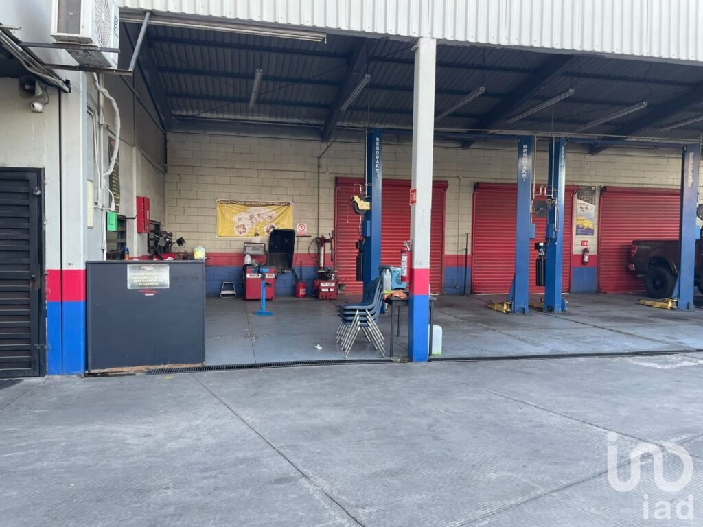 VENTA PROPIEDAD COMERCIAL EN ESQUINA, 1619m² MEXICALI BC