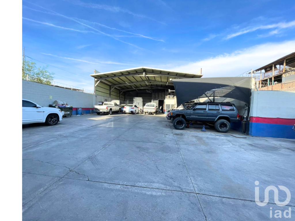 VENTA PROPIEDAD COMERCIAL EN ESQUINA, 1619m² MEXICALI BC