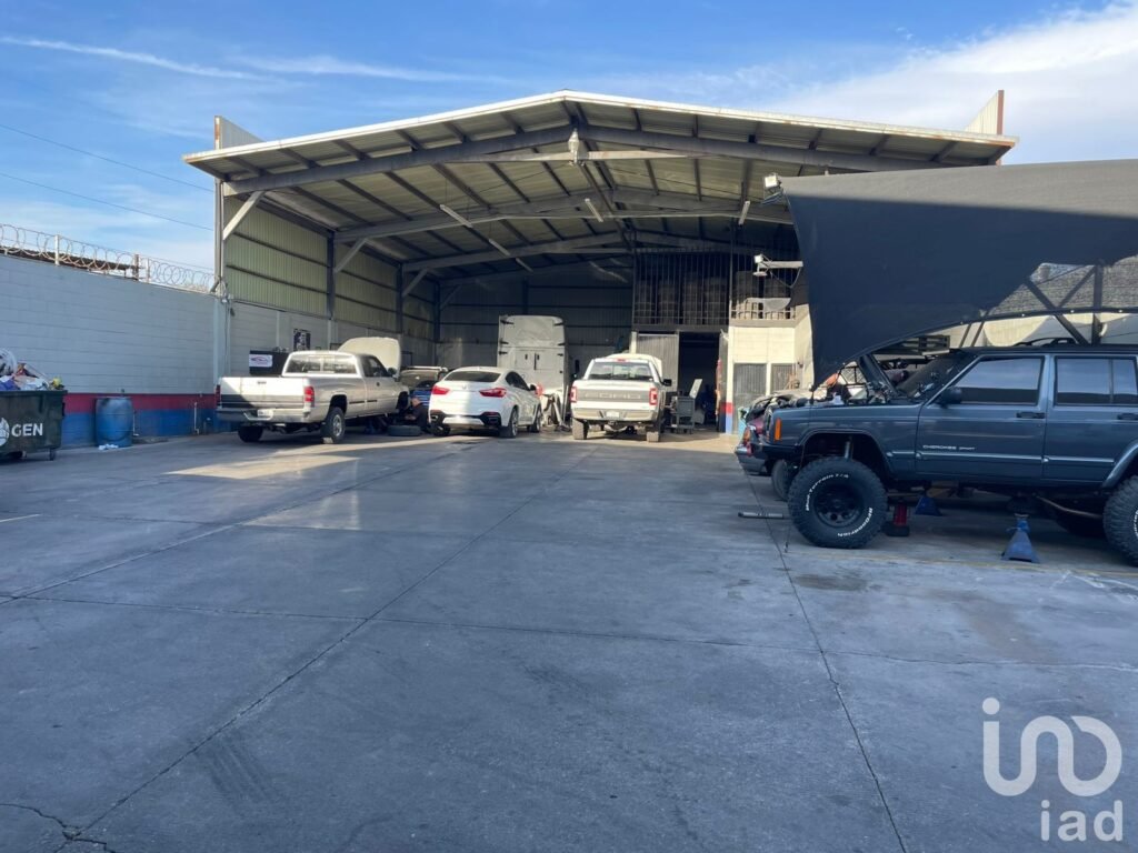 VENTA PROPIEDAD COMERCIAL EN ESQUINA, 1619m² MEXICALI BC