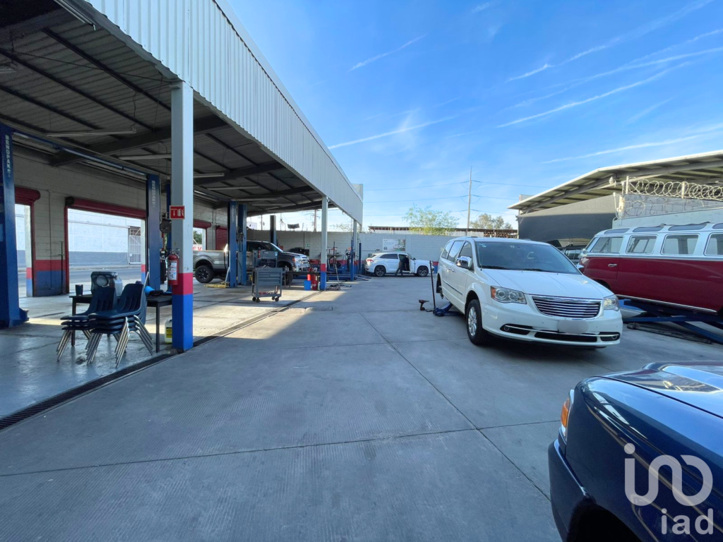 VENTA PROPIEDAD COMERCIAL EN ESQUINA, 1619m² MEXICALI BC