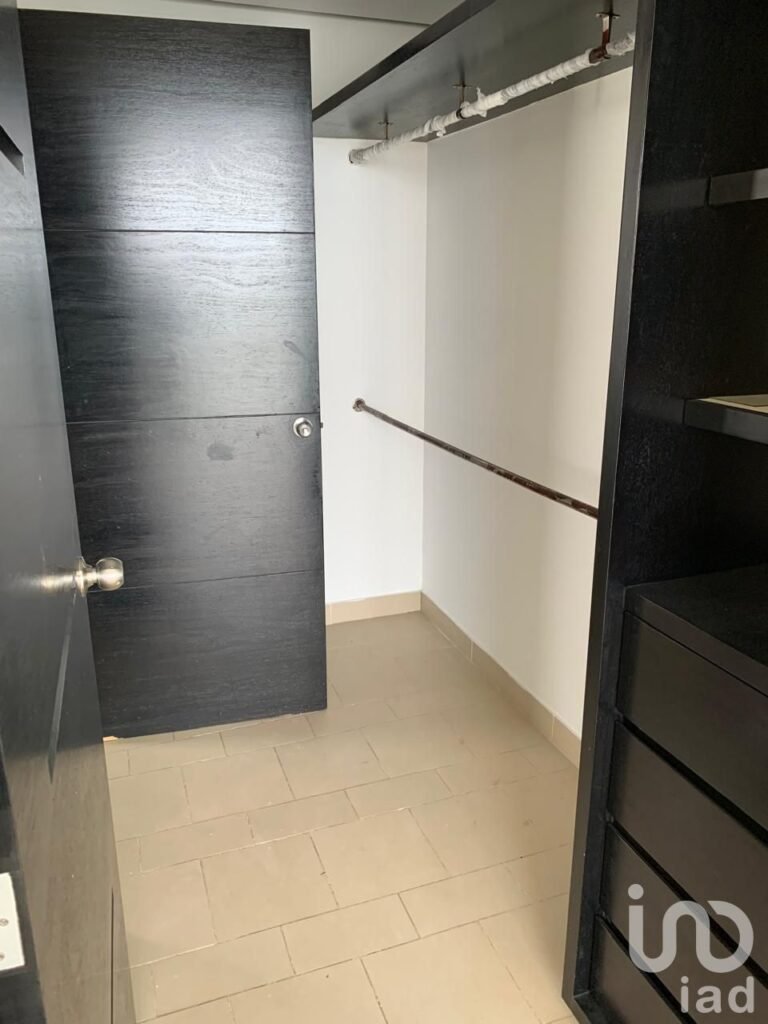 LUJOSO DEPARTAMENTO VISTA AL MAR, EN PUERTO CANCUN, QUINTANA ROO