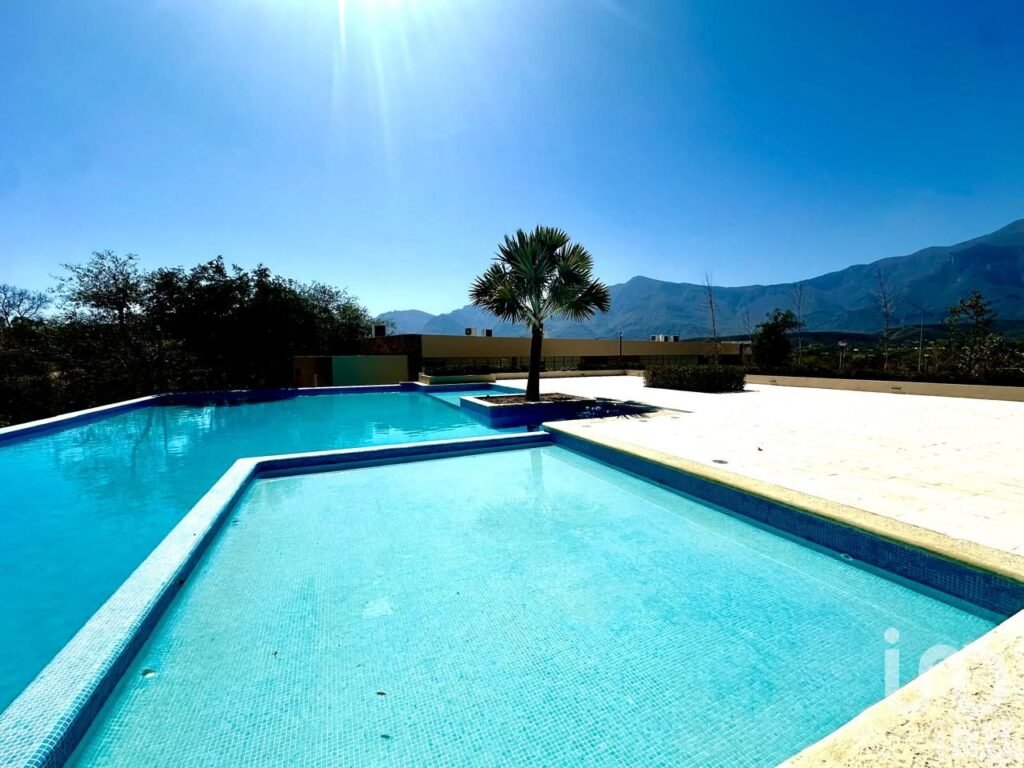 Lote residencial en venta El Yerbaniz, Santiago, N.L