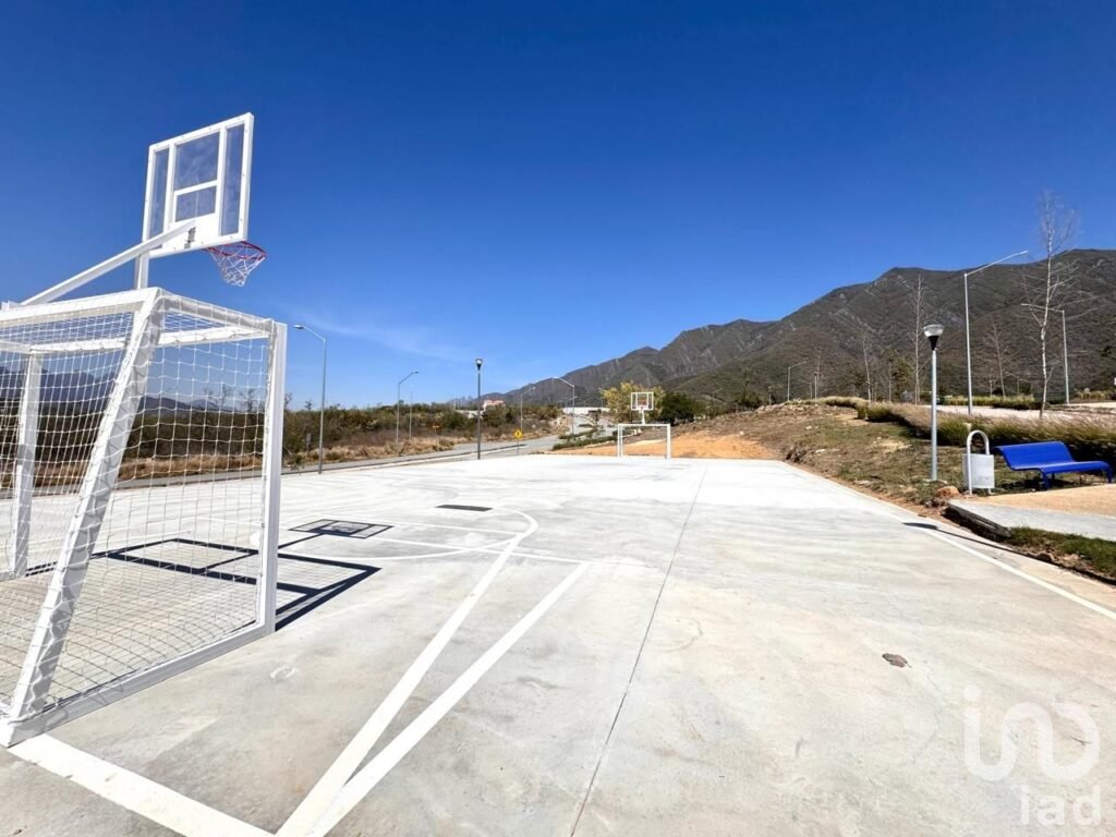 Lote residencial en venta El Yerbaniz, Santiago, N.L