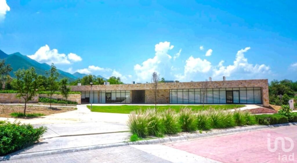 Terreno  residencial en venta, Zona el Yerbaniz, Santiago N.L