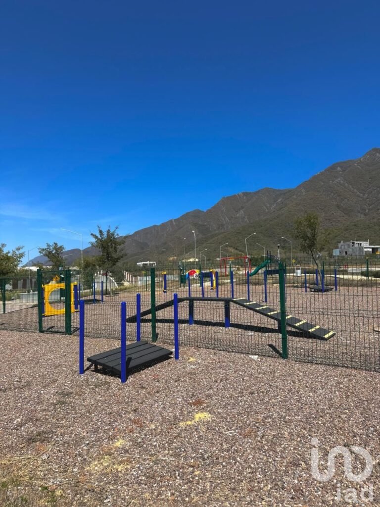 Terreno  residencial en venta, Zona el Yerbaniz, Santiago N.L