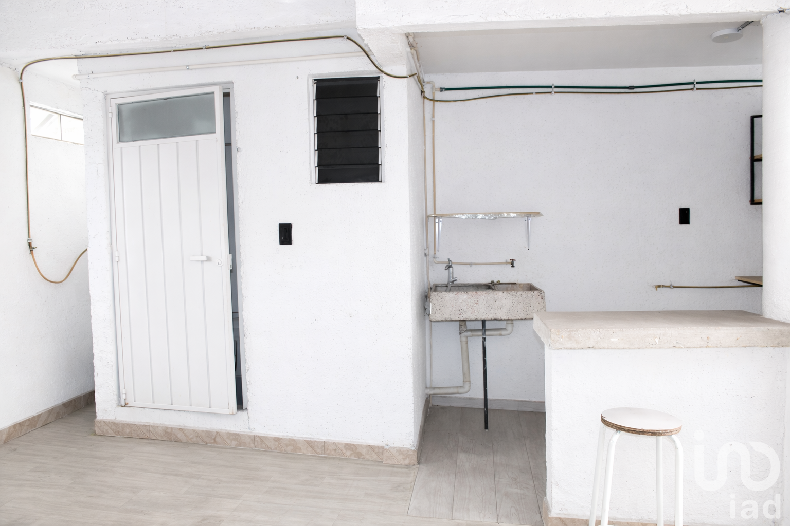 VENTA DE CASA EN FRACCIONAMIENTO VENTA DE CARPIO CON UN VALOR DE 30 % MENOR A SU VALOR ESTIMADO