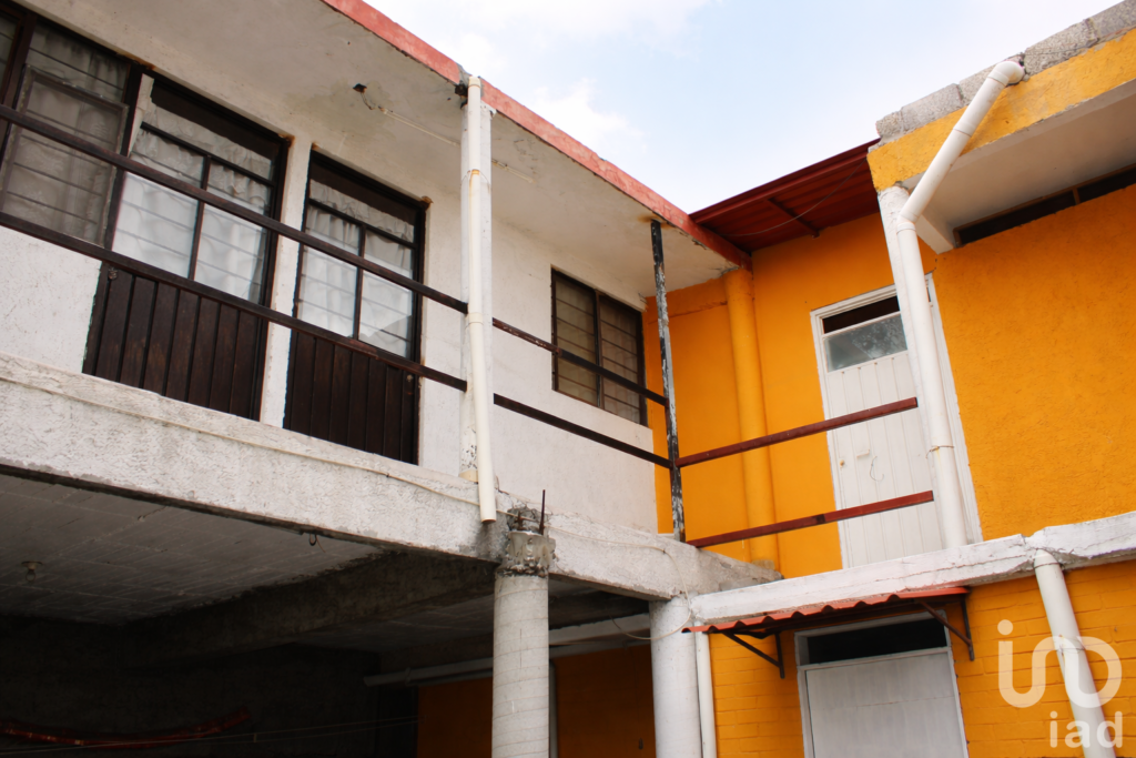 VENTA DE CASA EN FRACCIONAMIENTO VENTA DE CARPIO CON UN VALOR DE 30 % MENOR A SU VALOR ESTIMADO