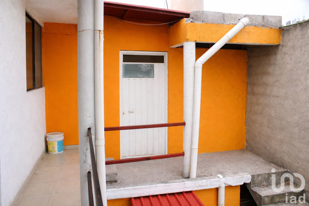 VENTA DE CASA EN FRACCIONAMIENTO VENTA DE CARPIO CON UN VALOR DE 30 % MENOR A SU VALOR ESTIMADO