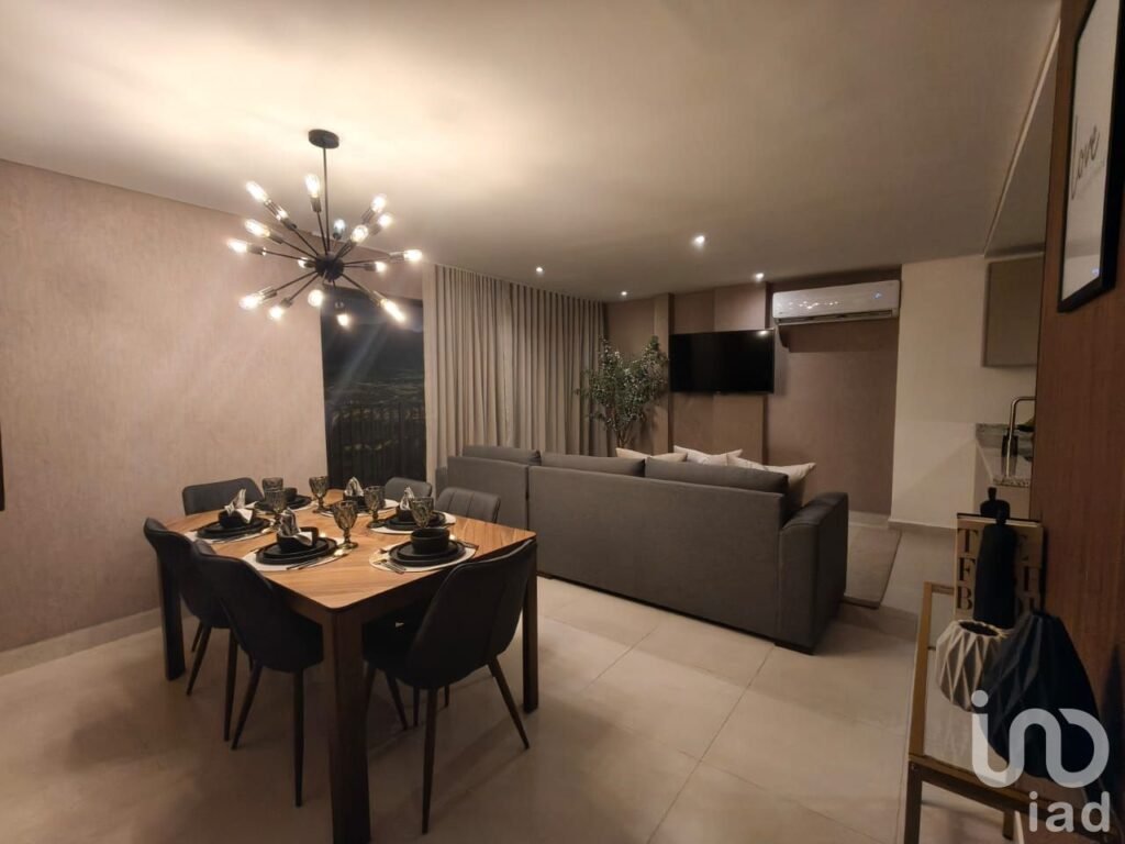 Venta Departamento en Monterrey Zona La Rioja