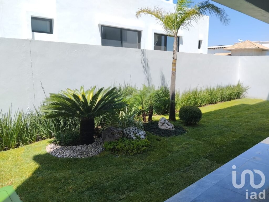 VENTA RESIDENCIA  ESTILO MEXICANO CONTEMPORANEO GRAN RESERVA LOMAS DE ANGELOPOLIS III