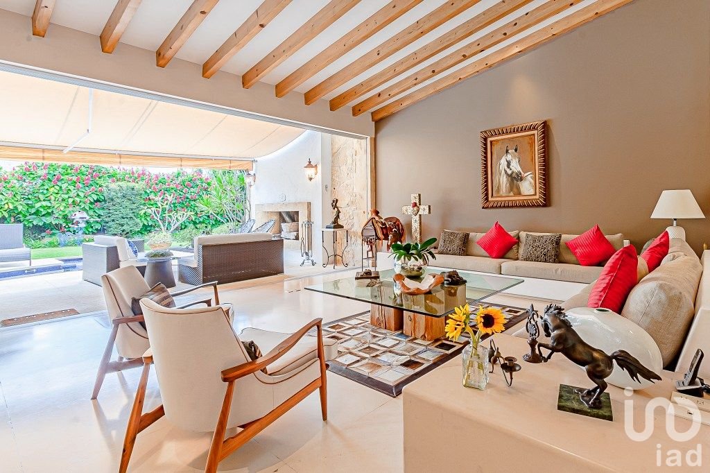 Casa en Venta en Cuernavaca, fraccionamiento de lujo zona norte