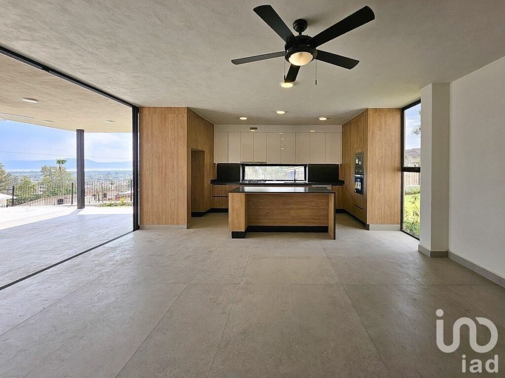 CASA EN VENTA EN CHAPALA