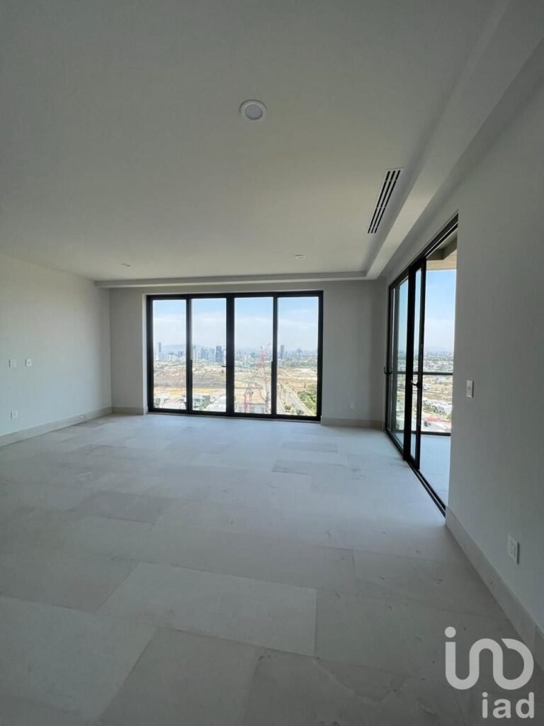 Departamento en venta en Fraccionamiento Puerta Las Lomas, Zapopan
