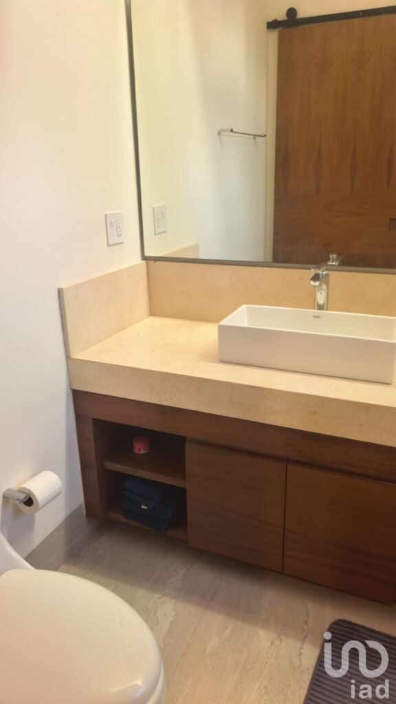 VENDO CASA EN RESIDENCIAL ISLA DORADA 4 RECAMARAS, ZONA HOTELERA, CANCUN, Q. ROO