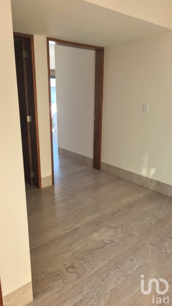 VENDO CASA EN RESIDENCIAL ISLA DORADA 4 RECAMARAS, ZONA HOTELERA, CANCUN, Q. ROO