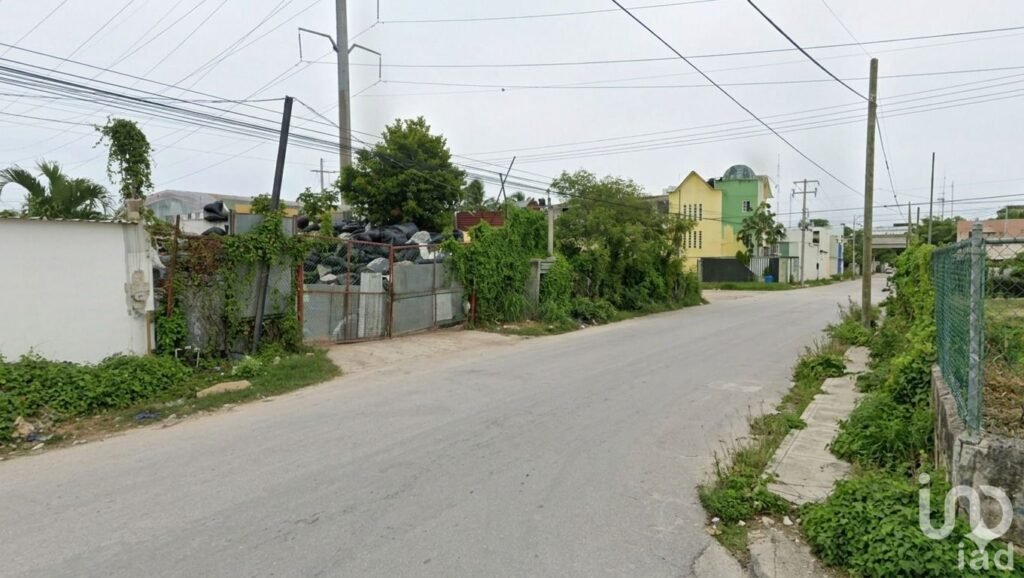 TERRENO EN VENTA EN PLAYA DEL CARMEN