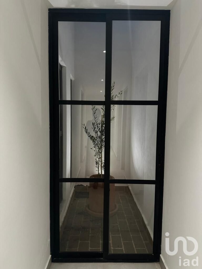 VENTA DE CASA ESTILO TOSCANO ZONA ZEREZOTLA EN SAN PEDRO CHOLULA