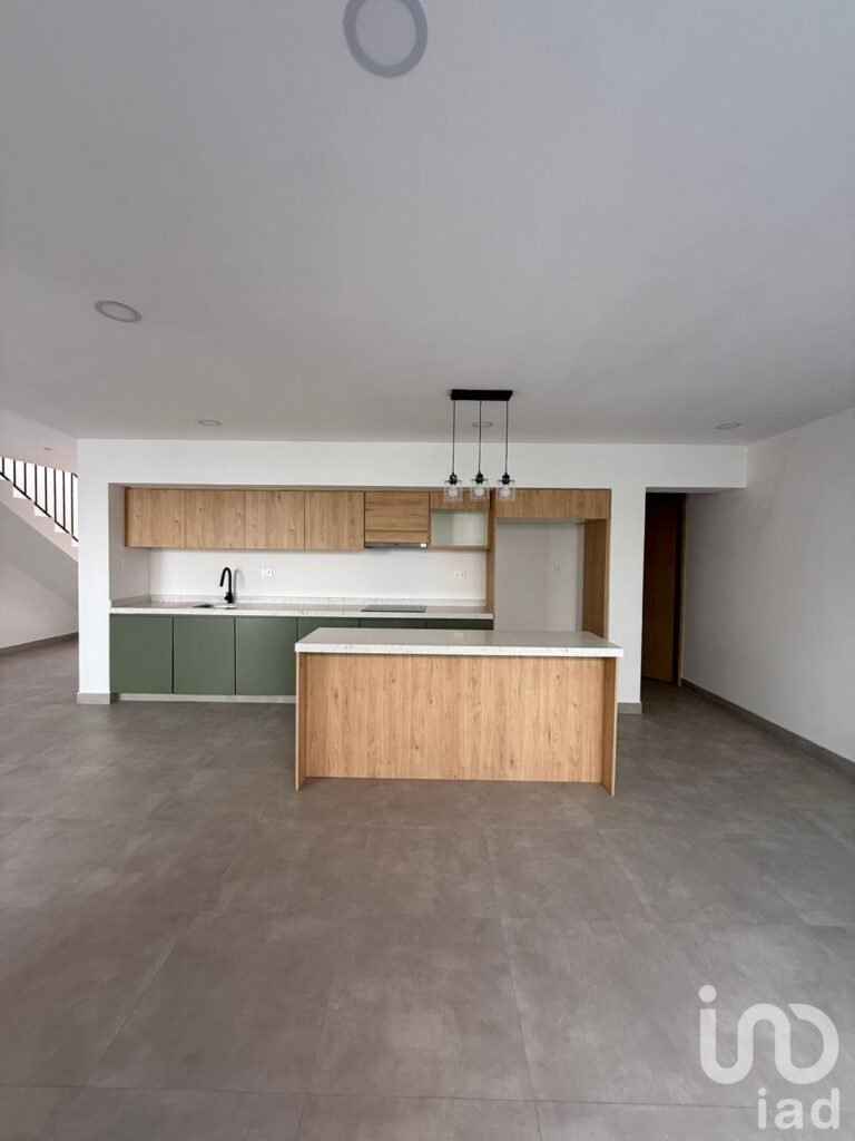 VENTA DE CASA ESTILO TOSCANO ZONA ZEREZOTLA EN SAN PEDRO CHOLULA