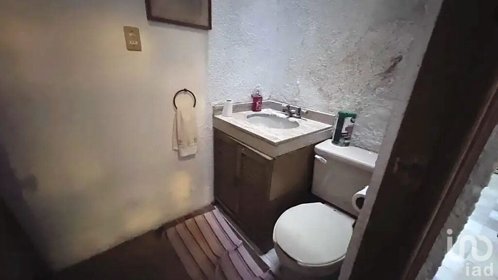 PROYECTO PREMIUM: Venta Casa / Terreno con potencial para 3 Casas en Huixquilucan