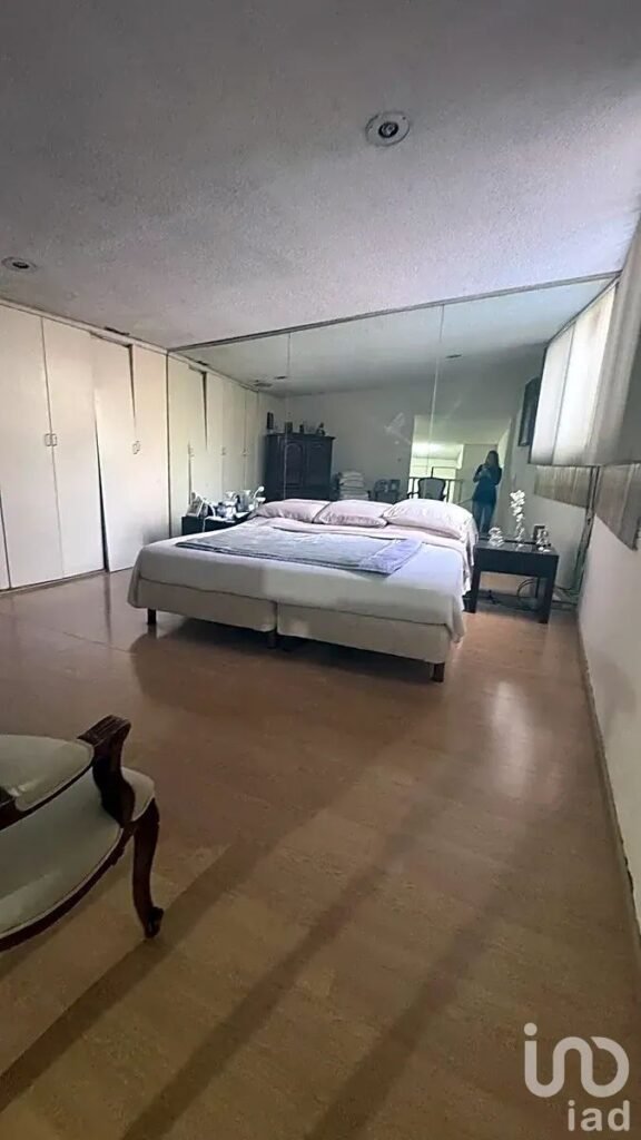 PROYECTO PREMIUM: Venta Casa / Terreno con potencial para 3 Casas en Huixquilucan