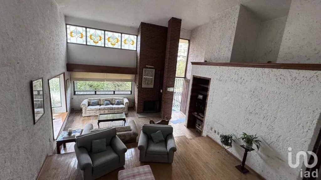 PROYECTO PREMIUM: Venta Casa / Terreno con potencial para 3 Casas en Huixquilucan