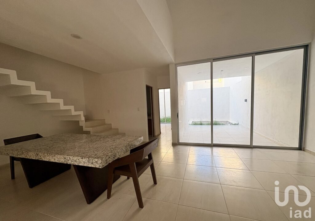 CASA  EN VENTA DE 3 HABITACIONES EN GRAN SAN PEDRO CHOLUL VITUA RESIDENCIAL