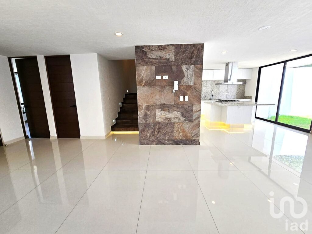 CASA CON ROOF GARDEN EN VENTA EN LOMAS DE ANGELÓPOLIS
