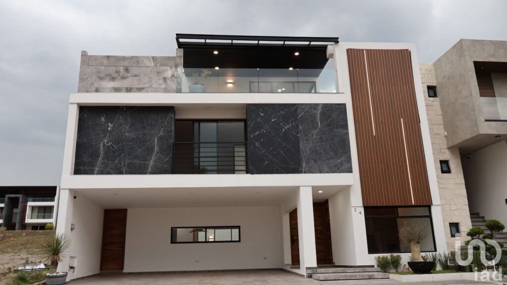 VENTA RESIDENCIA  GRAN RESERVA LOMAS DE ANGELOPOLIS III