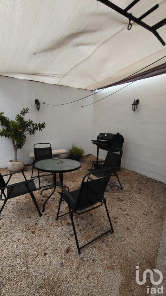 CASA EN VENTA  PRIVADA FLOR IDILIA EN CONKAL, YUCATAN