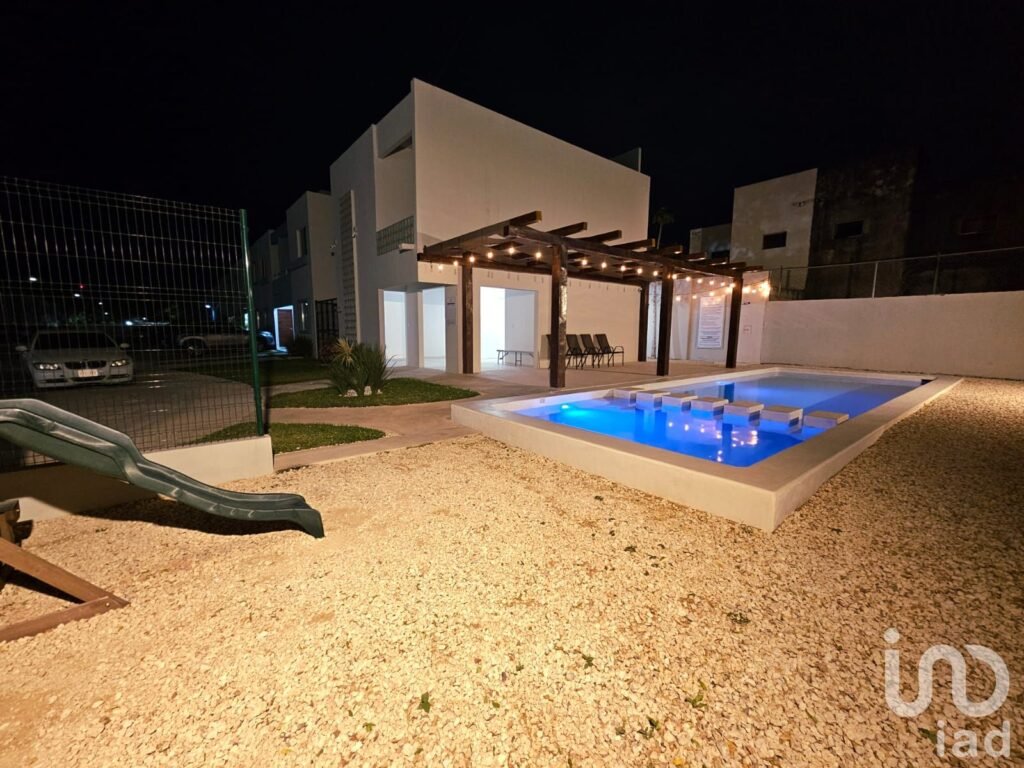 VENDO CASA EN ISLAS CANARIAS 3 REC  ZONA SUR, CANCUN, Q.ROO