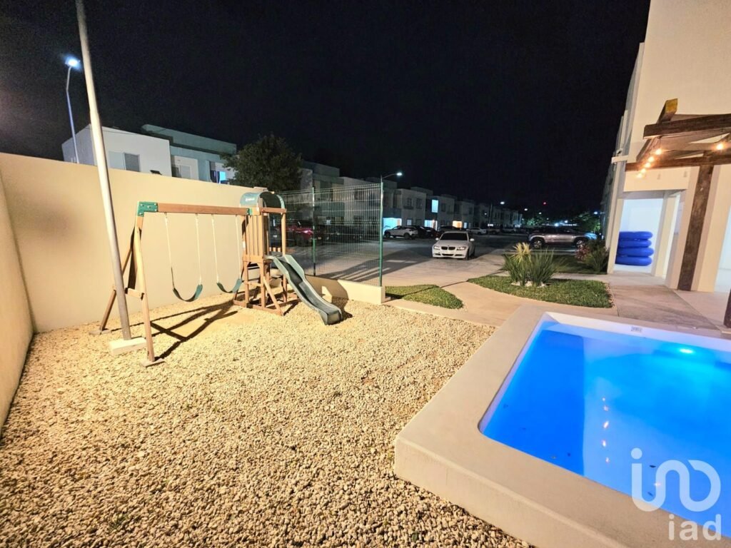 VENDO CASA EN ISLAS CANARIAS 3 REC  ZONA SUR, CANCUN, Q.ROO